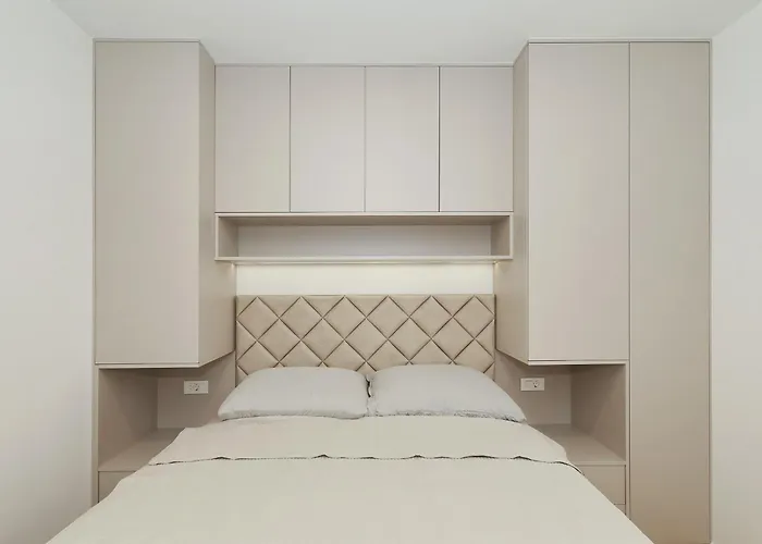 Luxe Verto Apartment *