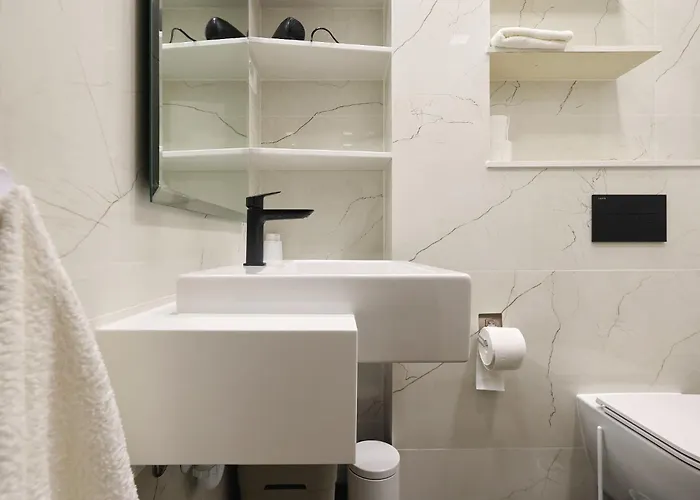 Luxe Verto Apartment *