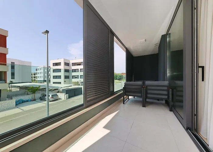 Luxe Verto זאדאר